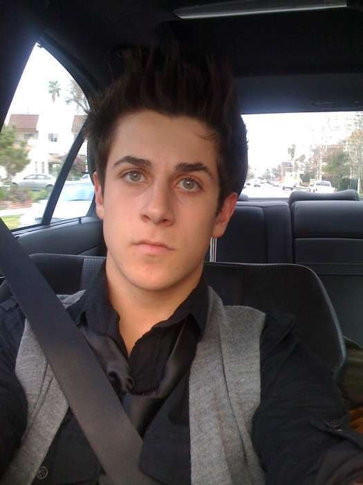 Picture of David Henrie in General Pictures - david-henrie-1357349856 ...