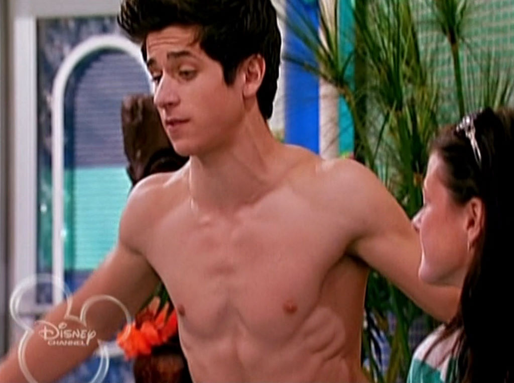 David Henrie in Wizards of Waverly Place