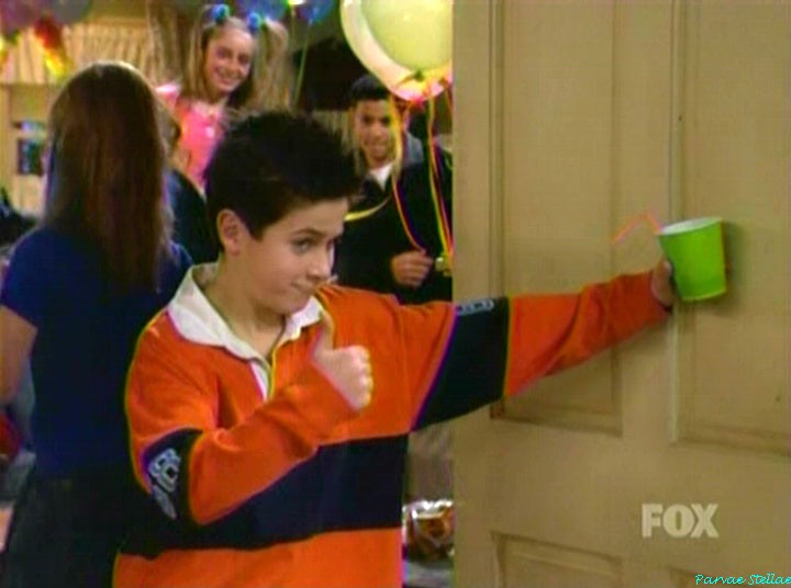 David Henrie in The Pitts