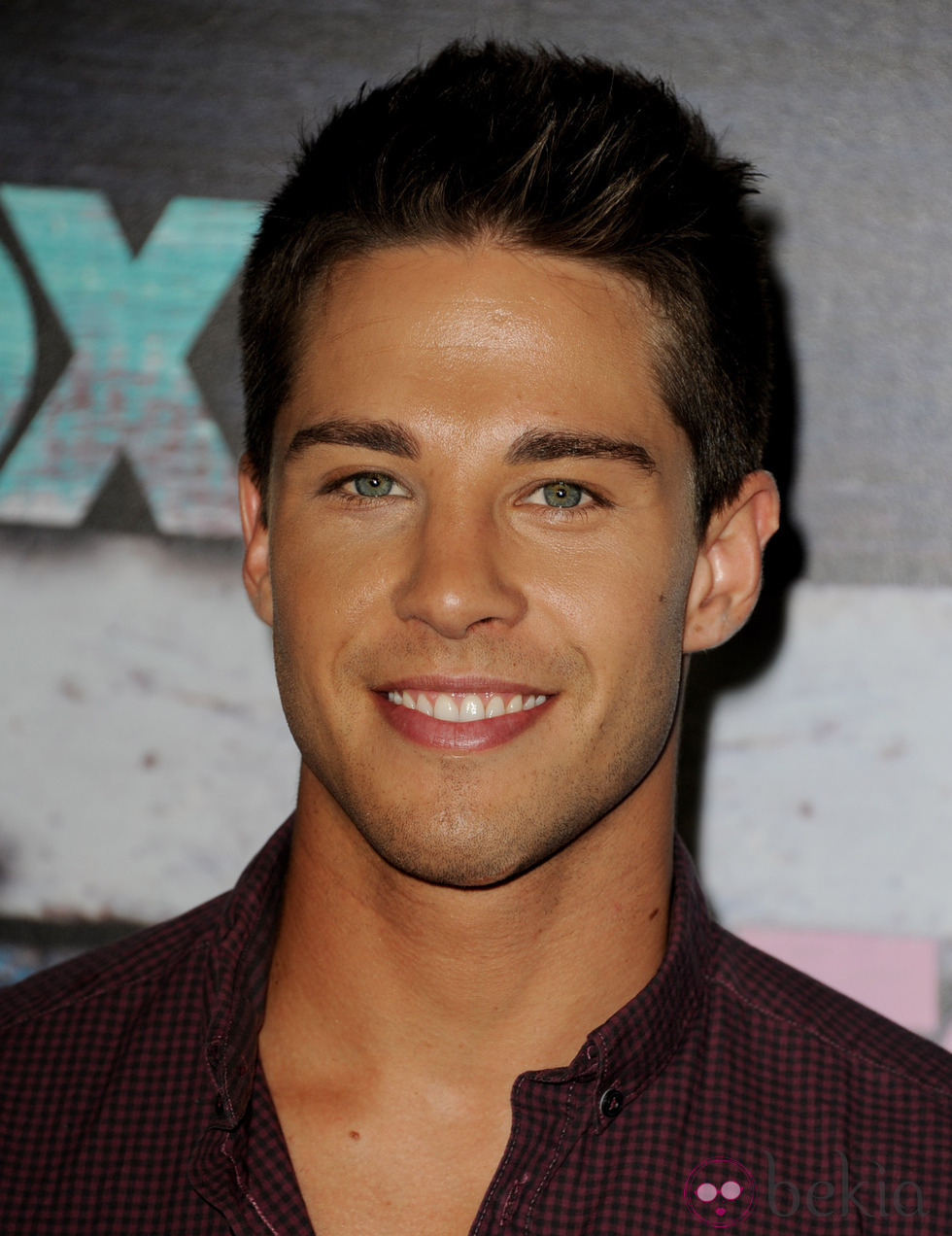 General photo of Dean Geyer