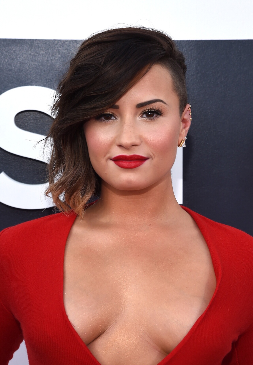 Demi Lovato in Video Music Awards 2014