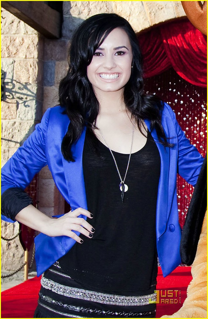 General photo of Demi Lovato