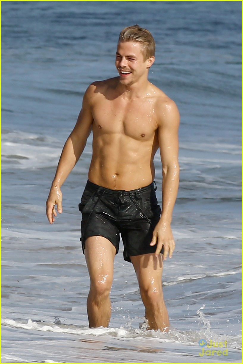 General photo of Derek Hough