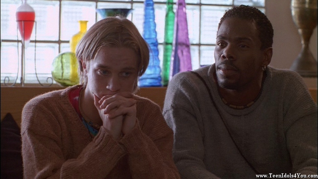 Devon Sawa in Around the Fire