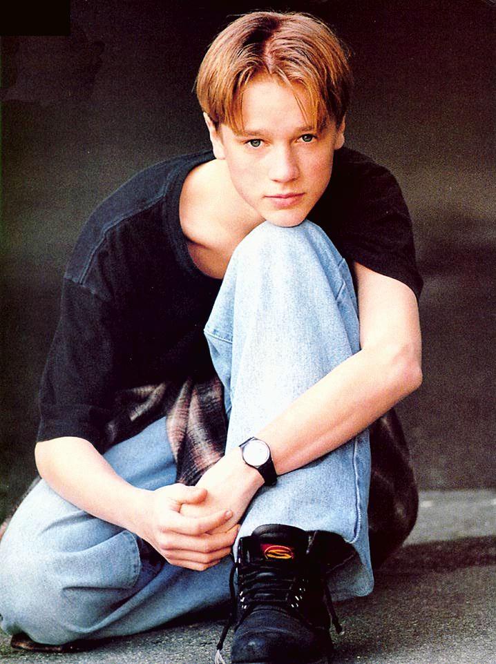 General photo of Devon Sawa