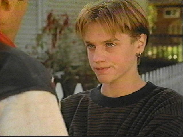 Devon Sawa in Night of the Twisters