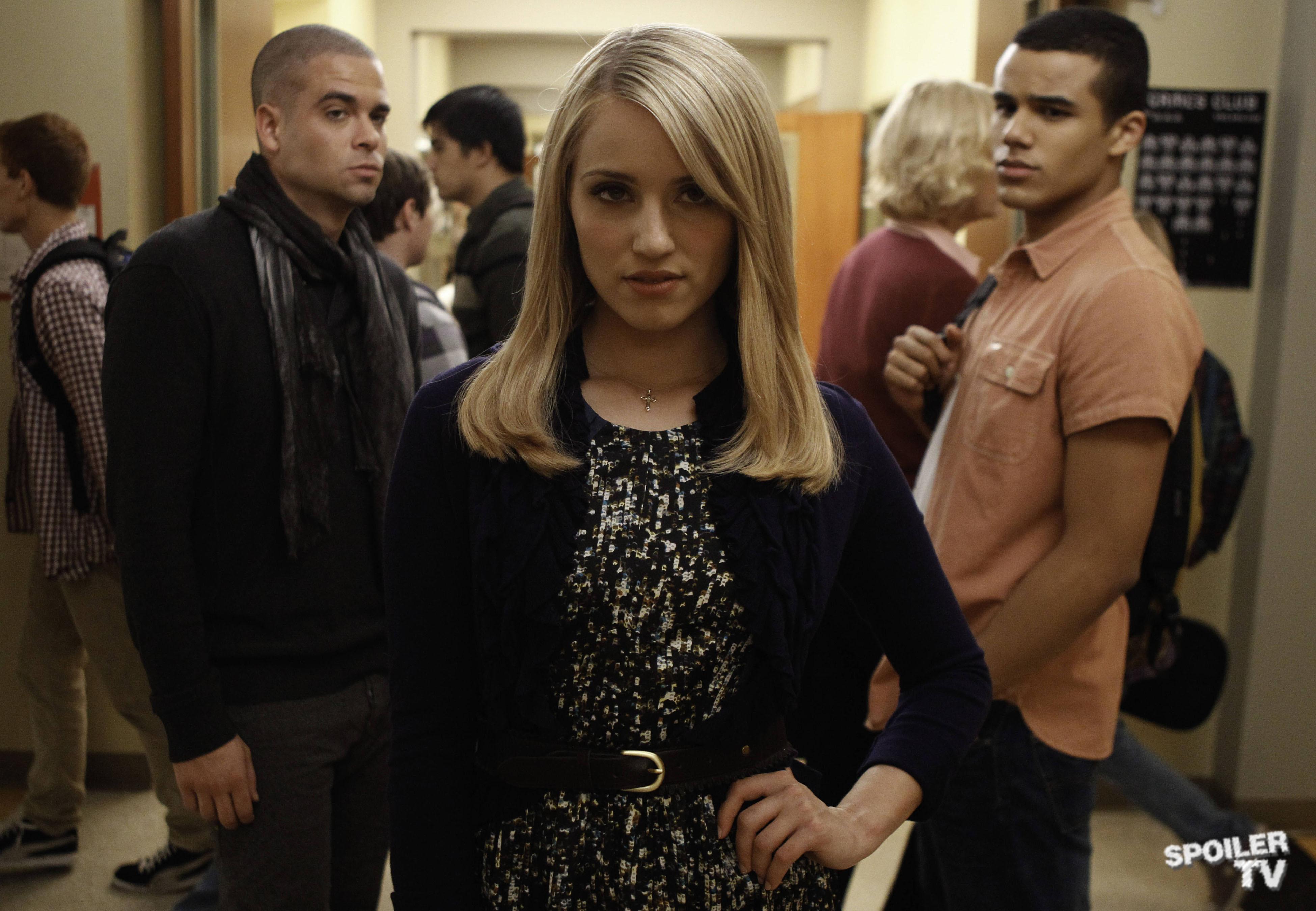 Dianna Agron in Glee