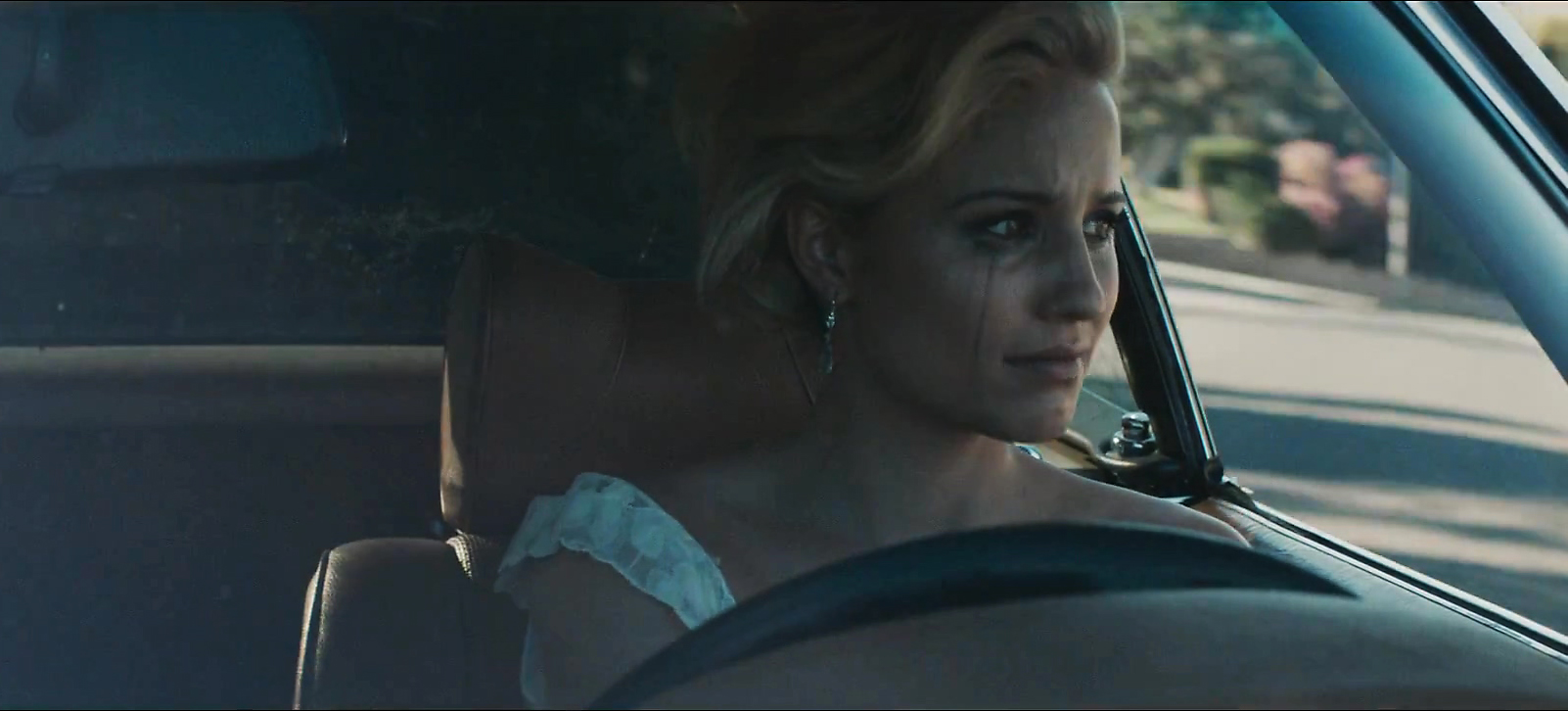 Dianna Agron in Music Video: I'm Not the Only One