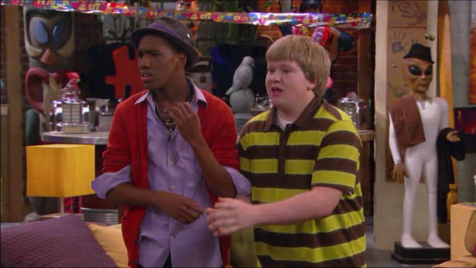 Doug Brochu in Sonny With A Chance, episode: Sonny in the Middle