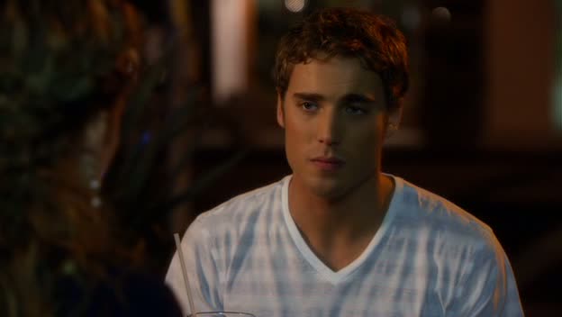 Dustin Milligan in 90210