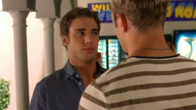 Dustin Milligan in 90210