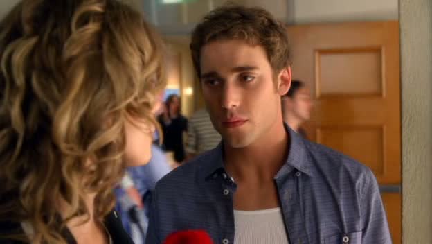 Dustin Milligan in 90210