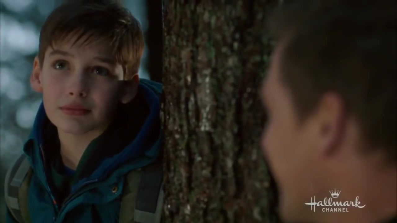 Dylan Kingwell in Campfire Kiss