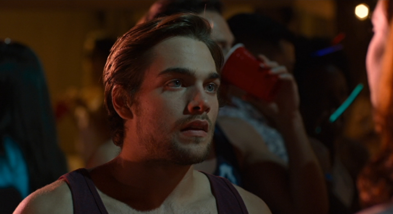 Dylan Sprayberry in The Row