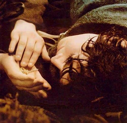 Elijah Wood in The Lord of the Rings: The Return of the King