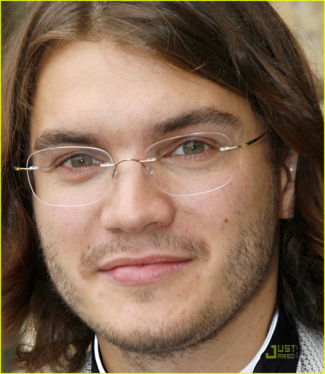 General photo of Emile Hirsch