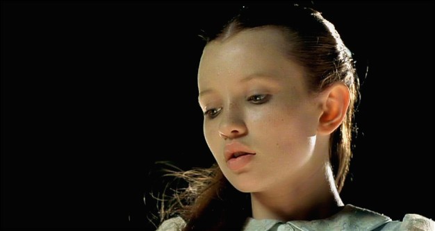 Emily Browning in Ghost Ship