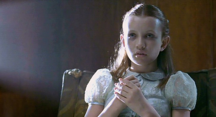 Emily Browning in Ghost Ship