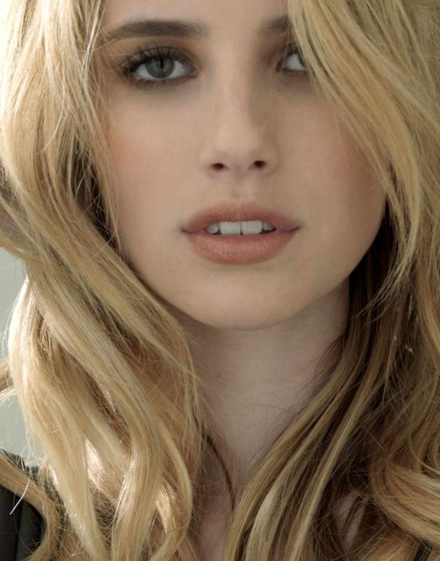 General photo of Emma Roberts