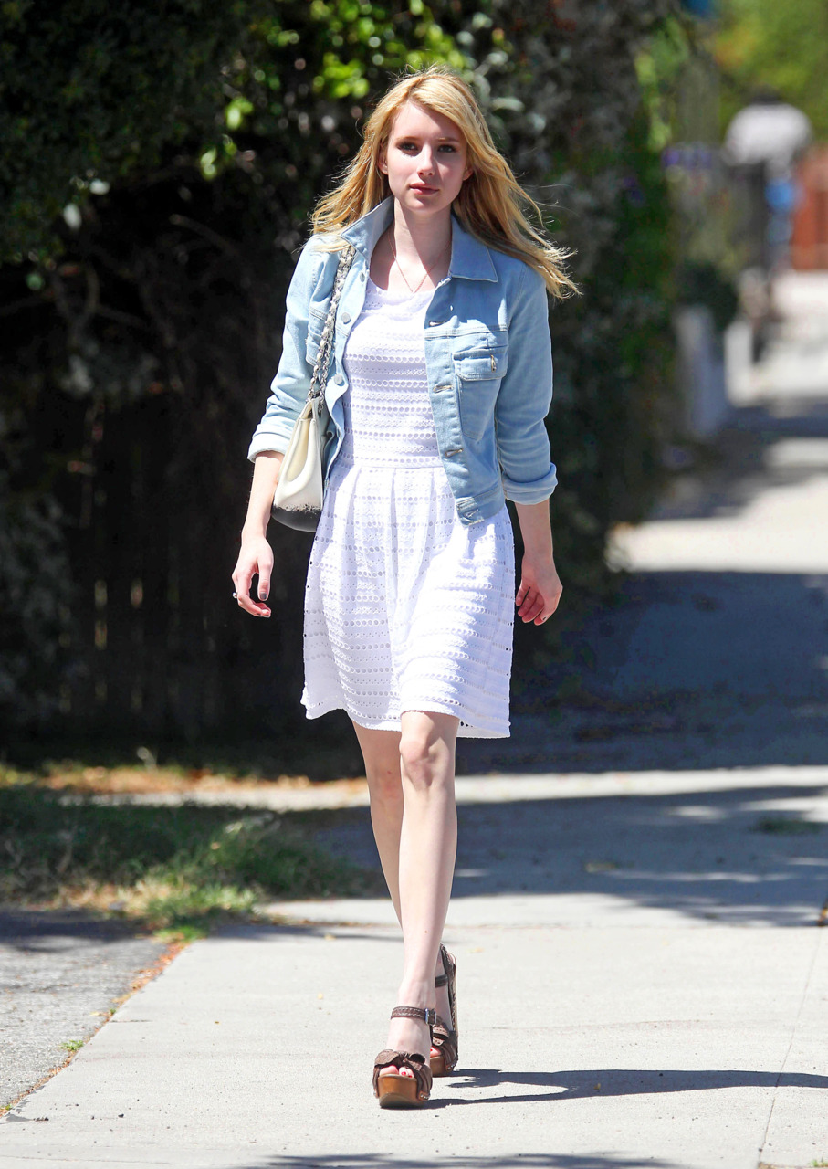 General photo of Emma Roberts