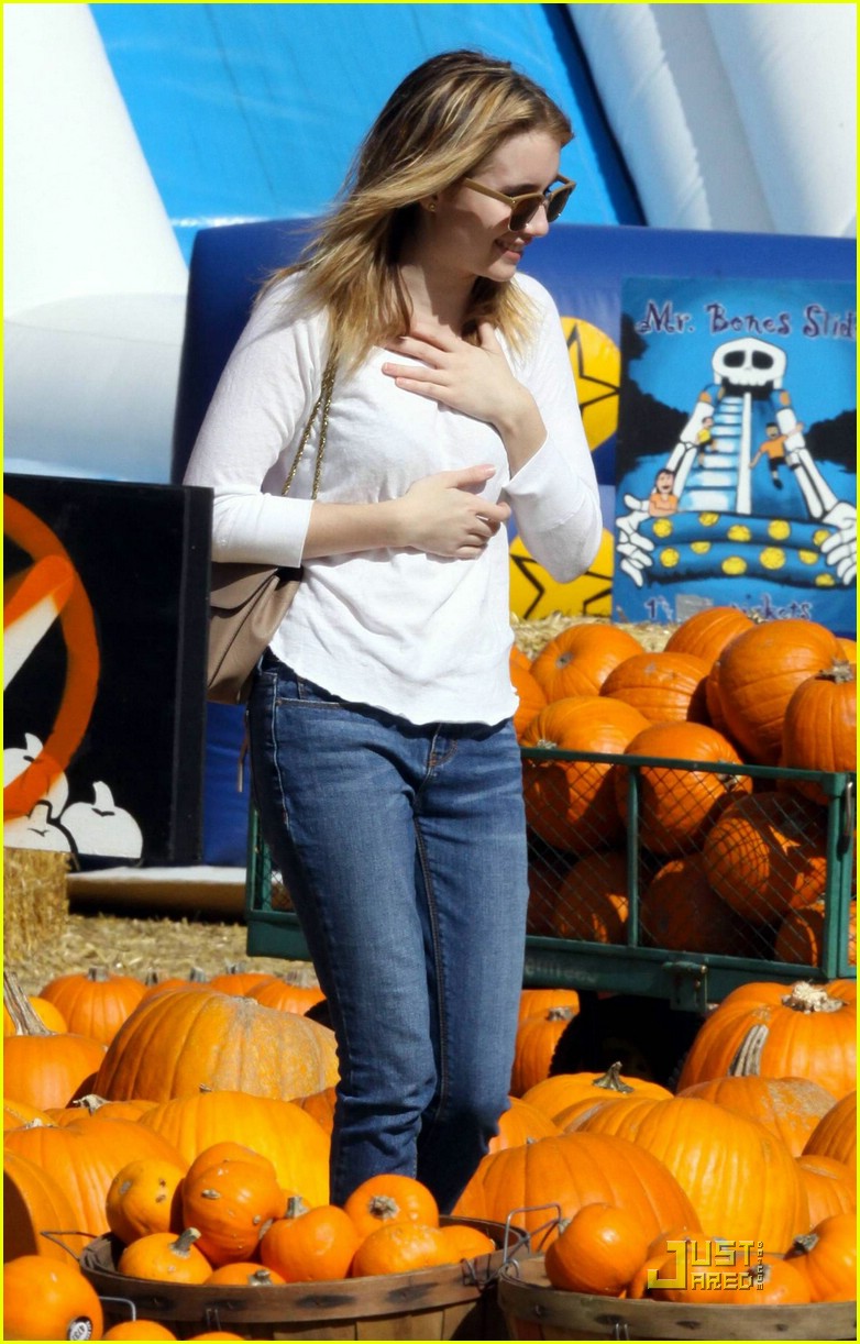 General photo of Emma Roberts