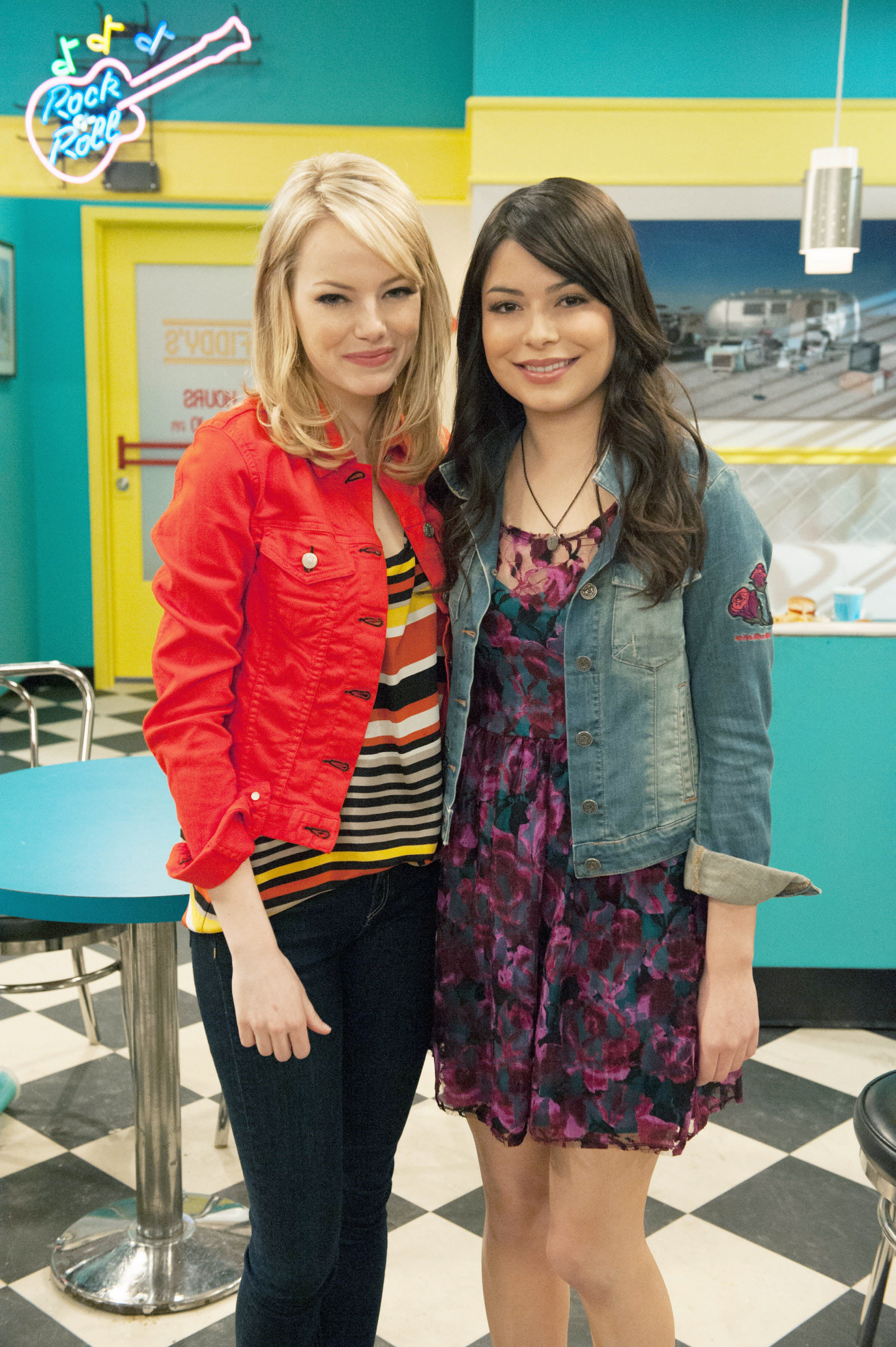 Emma Stone in iCarly