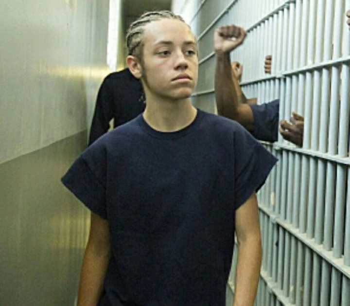 Ethan Cutkosky in Shameless