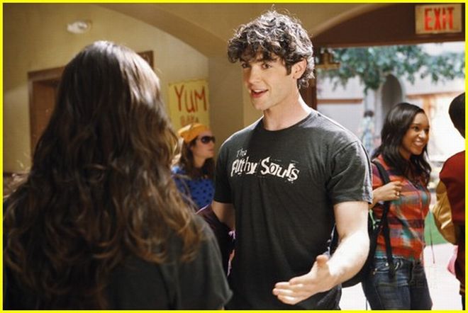 Ethan Peck in 10 Things I Hate About You (TV)