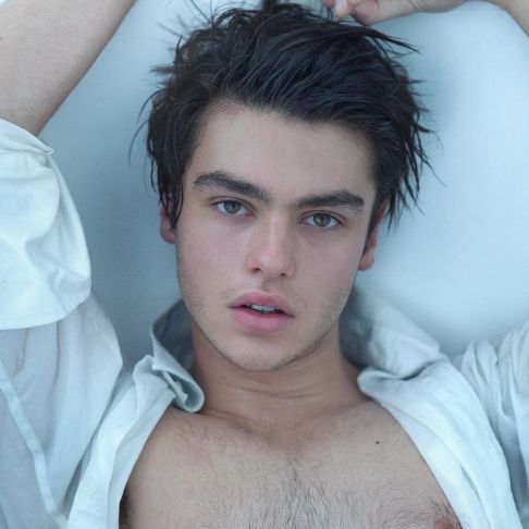 General photo of Felix Mallard