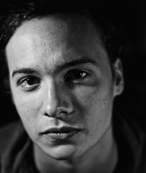 General photo of Frank Dillane