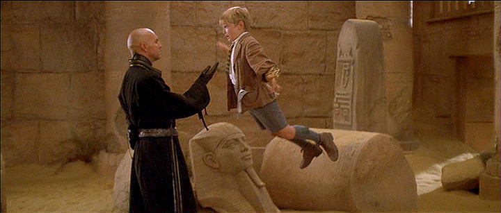 Freddie Boath in The Mummy Returns