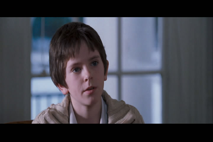 Freddie Highmore in August Rush