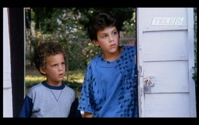 Fred Savage in Little Monsters