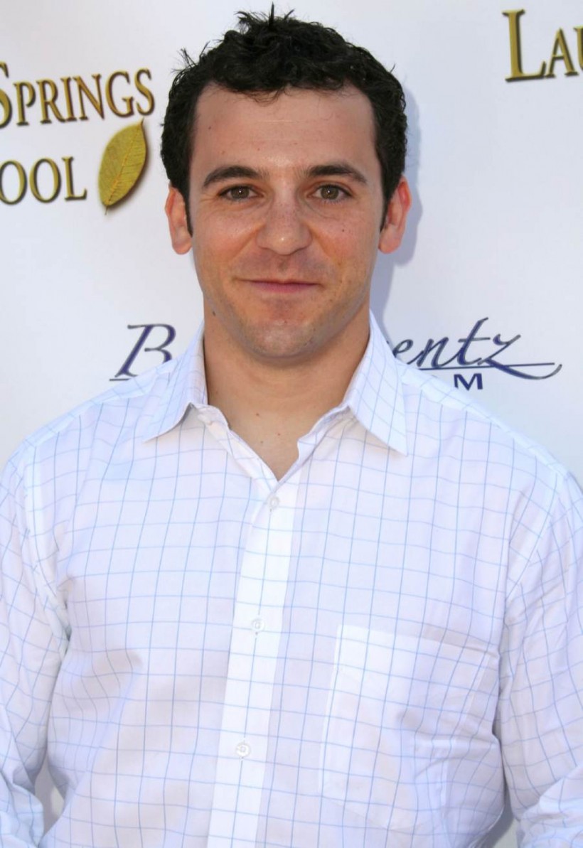 General picture of Fred Savage - Photo 8 of 87. 