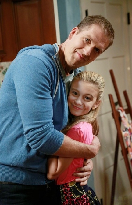 G. Hannelius in Dog With a Blog