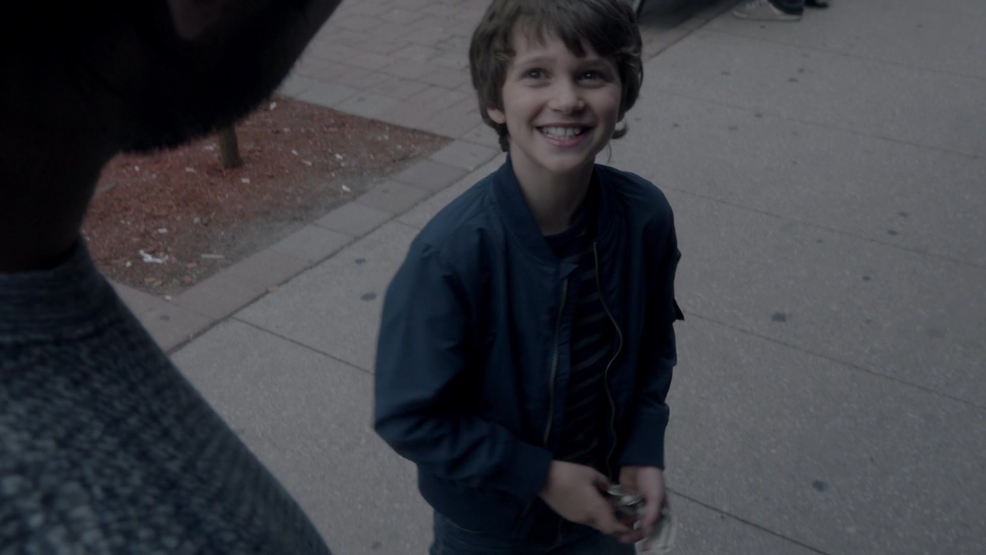 Gabriel Bateman in American Gothic