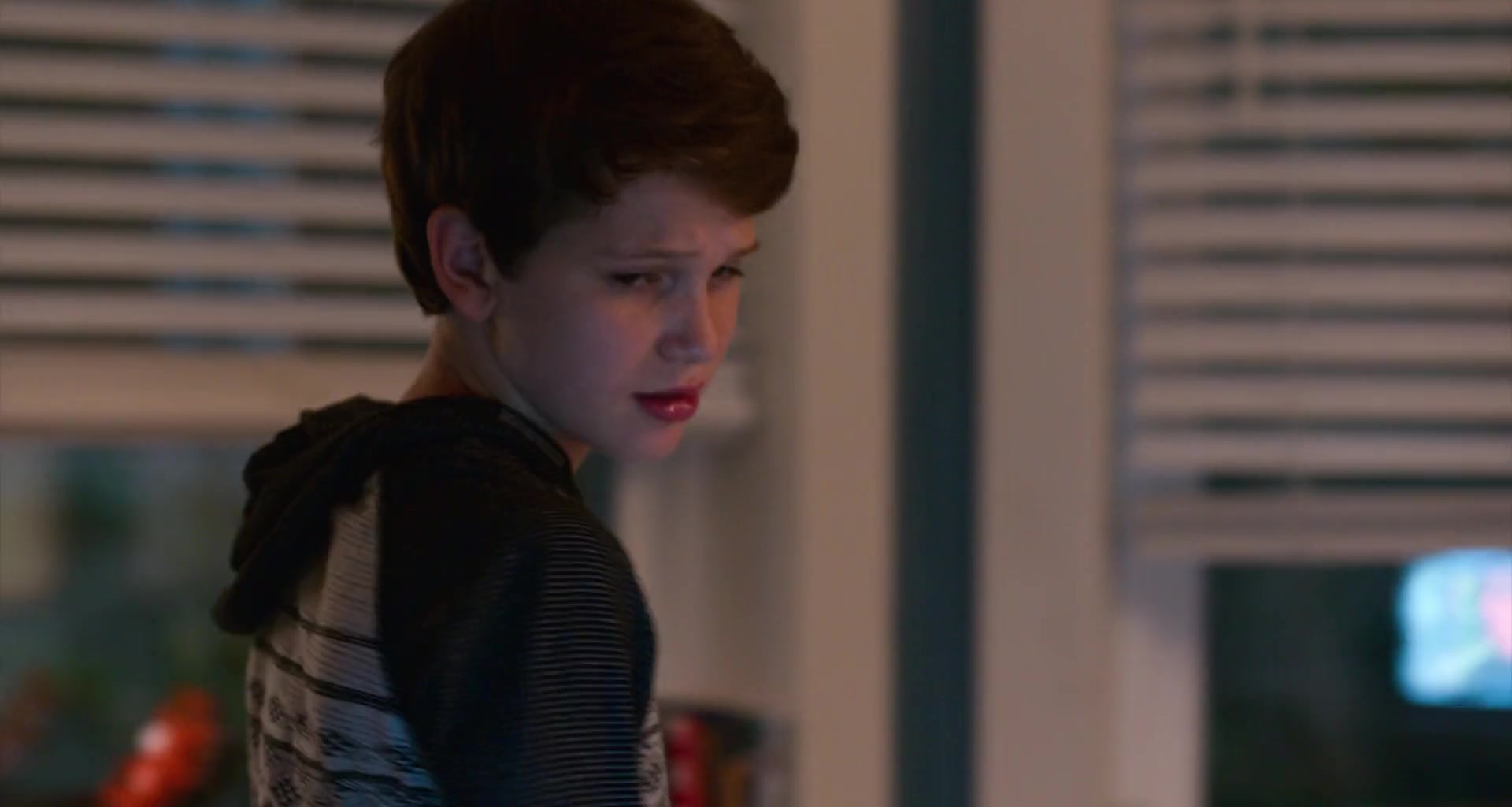 Gabriel Bateman in Think Like a Dog