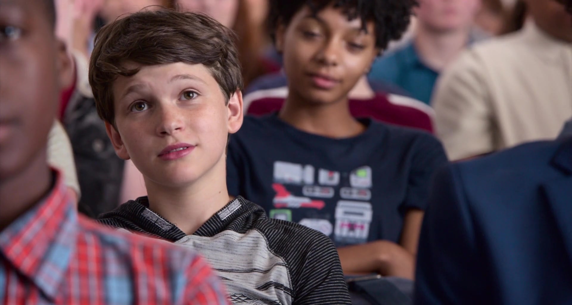 Gabriel Bateman in Think Like a Dog