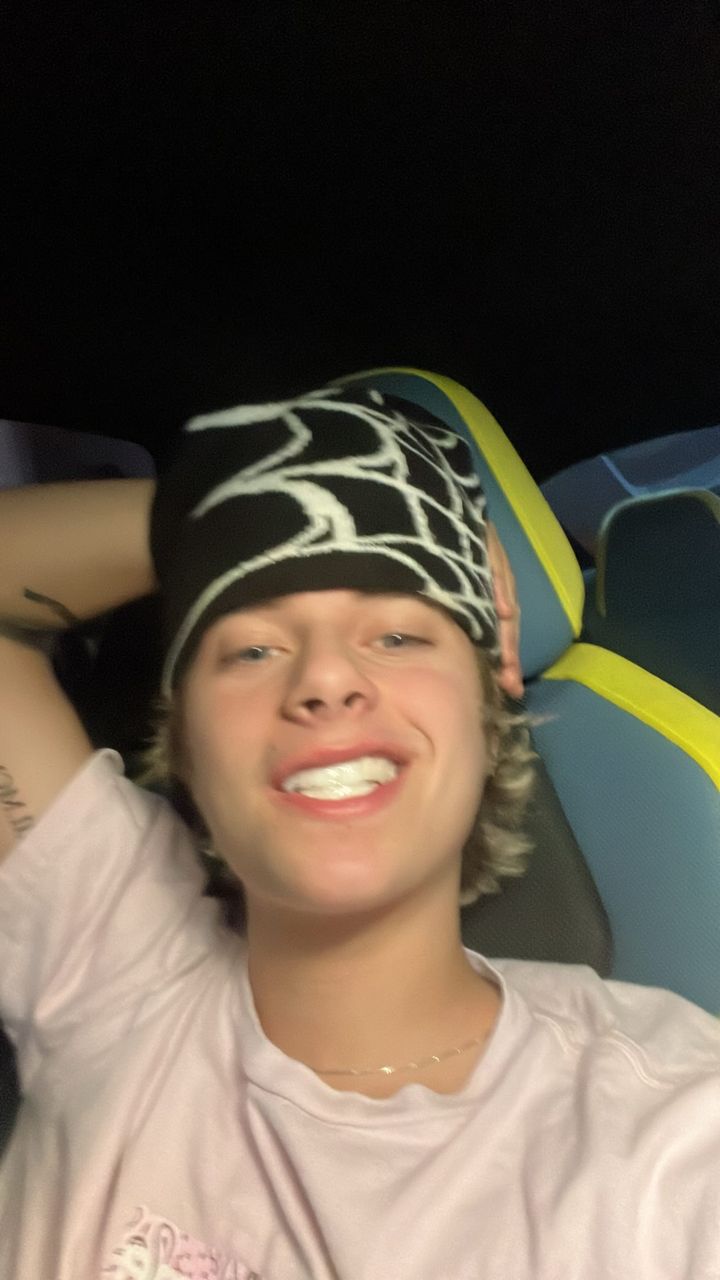 Picture of Gavin Magnus in General Pictures gavinmagnus1704936662