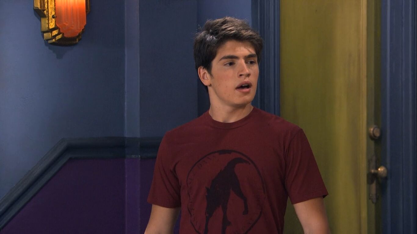 Gregg Sulkin in Wizards of Waverly Place, episode: Ghost Roommate