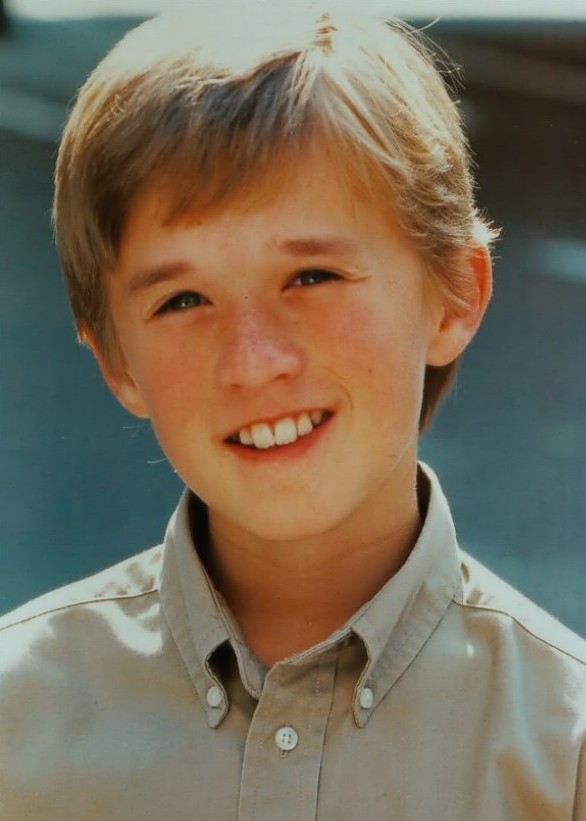 General photo of Haley Joel Osment