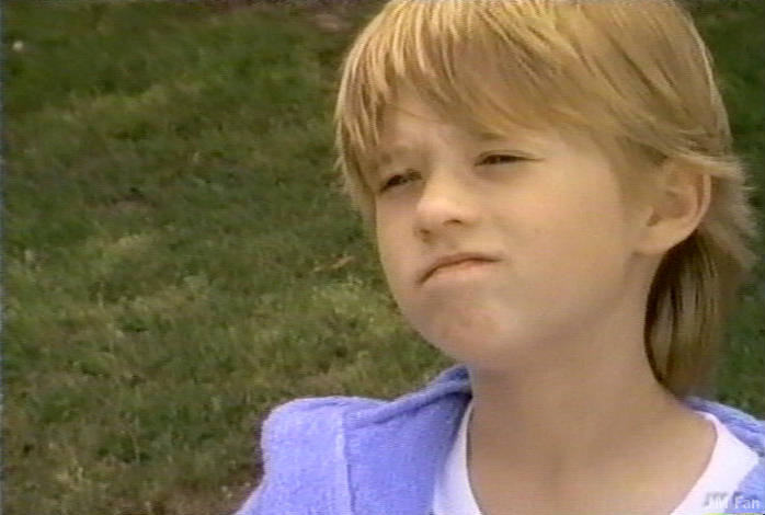 Haley Joel Osment in Walker, Texas Ranger, episode: Lucas: Part 1