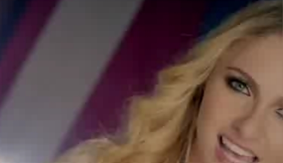 Hayden Panettiere in Music Video: Telescope