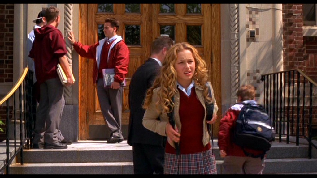 Hayden Panettiere in Raising Helen