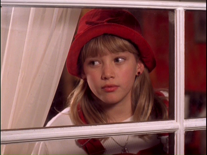 Hilary Duff in Casper Meets Wendy