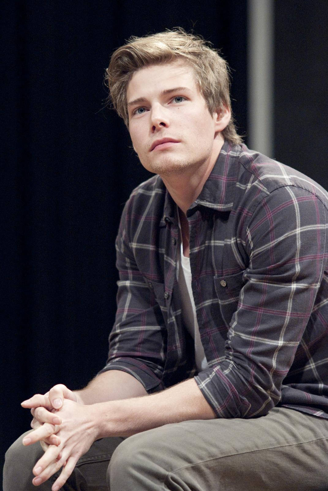 General photo of Hunter Parrish