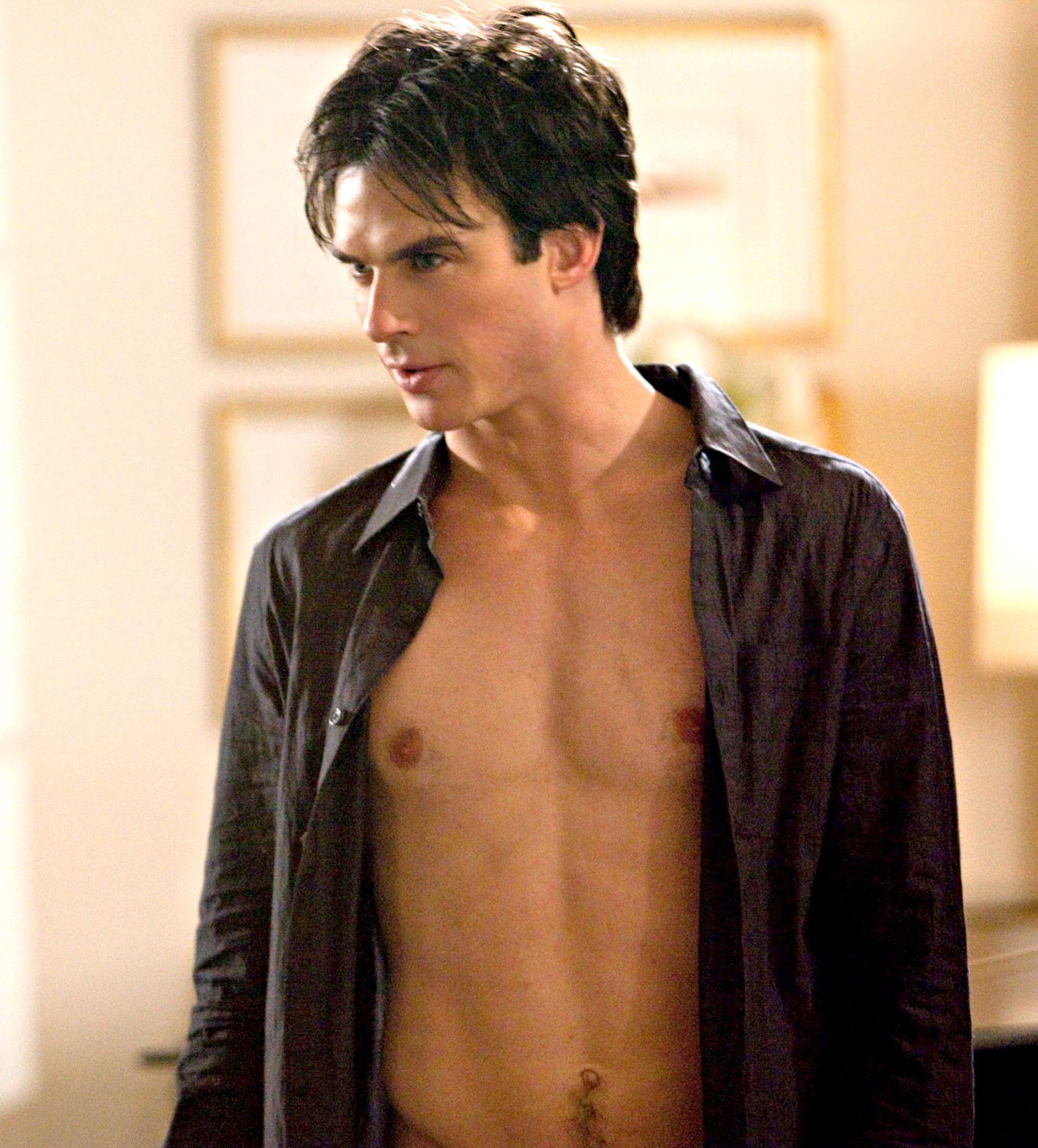 Picture of Ian Somerhalder in The Vampire Diaries iansomerhalder