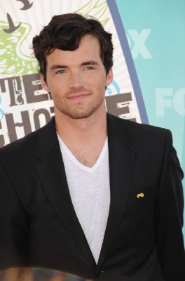 Ian Harding in Teen Choice Awards 2010