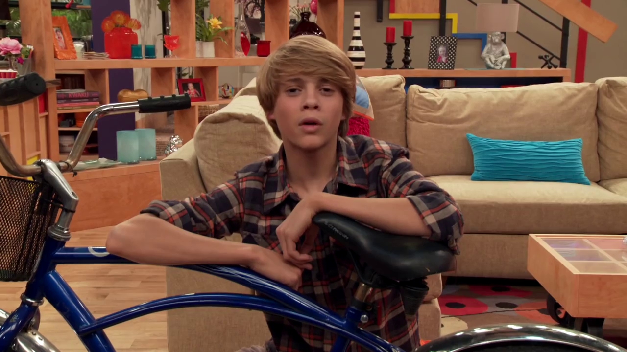 Jace Norman in Henry Danger