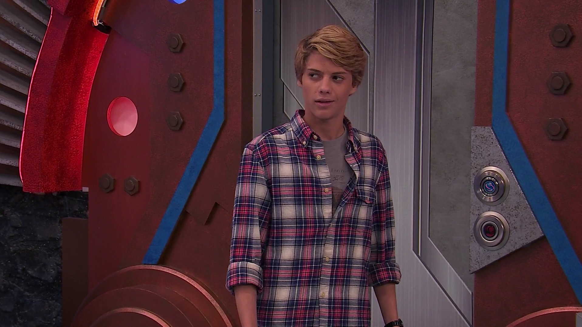 Jace Norman in Henry Danger